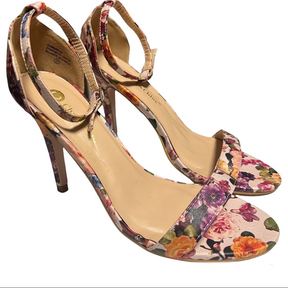 Chase + Chloe Shoes - Chase & Chloe Floral Open toe heel sandals Sz. 10 • "Edward-13"